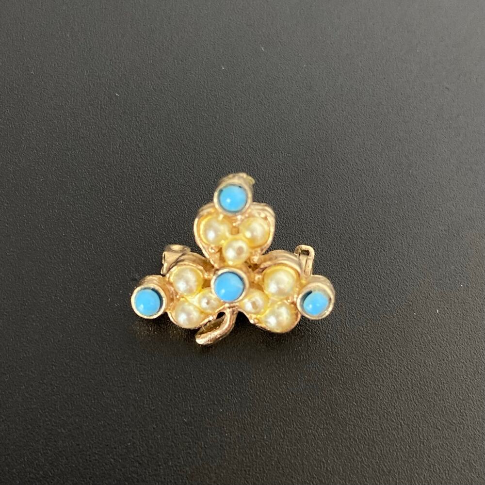 Mini Vintage Shamrock Pin Irish Clover Brooch Turquoise & Seed Pearl Accents